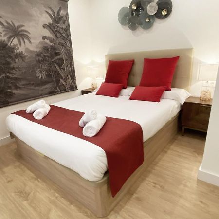 Miramar Luxurious Flat, 3 Double Rooms, Free Parking, Terrace, Completely New San Sebastián Zewnętrze zdjęcie