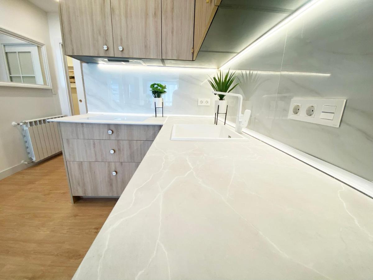 Miramar Luxurious Flat, 3 Double Rooms, Free Parking, Terrace, Completely New San Sebastián Zewnętrze zdjęcie
