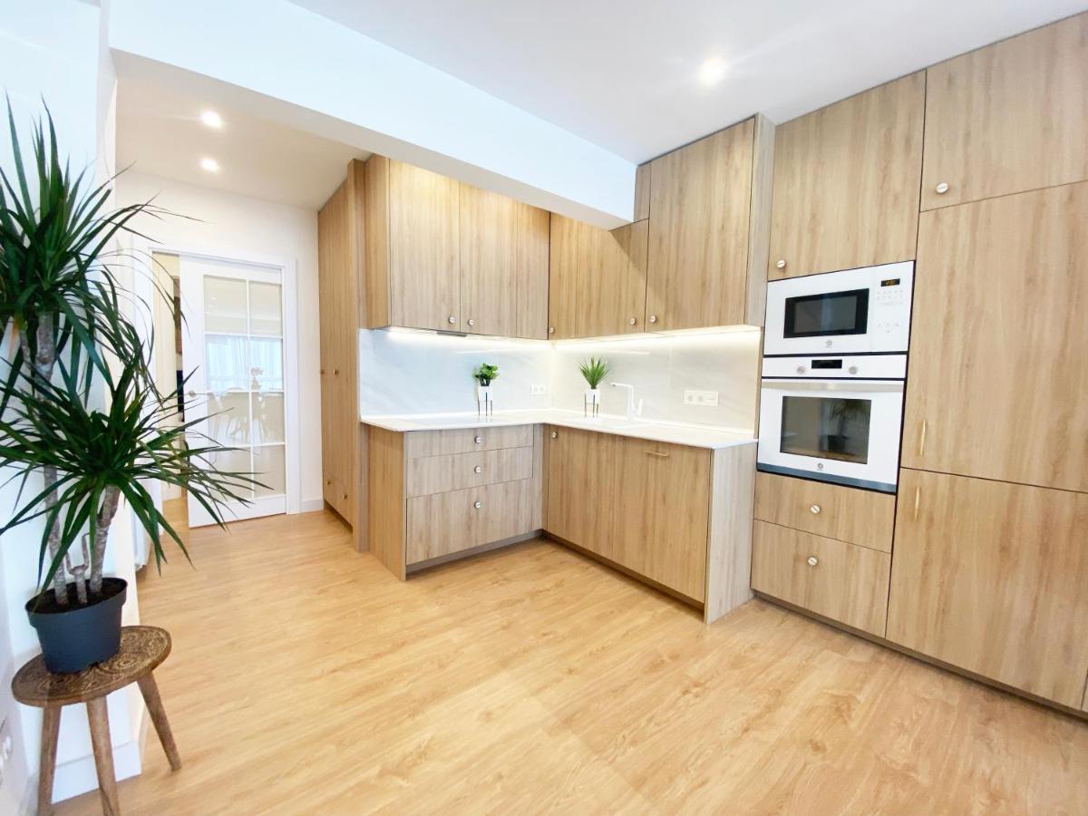 Miramar Luxurious Flat, 3 Double Rooms, Free Parking, Terrace, Completely New San Sebastián Zewnętrze zdjęcie
