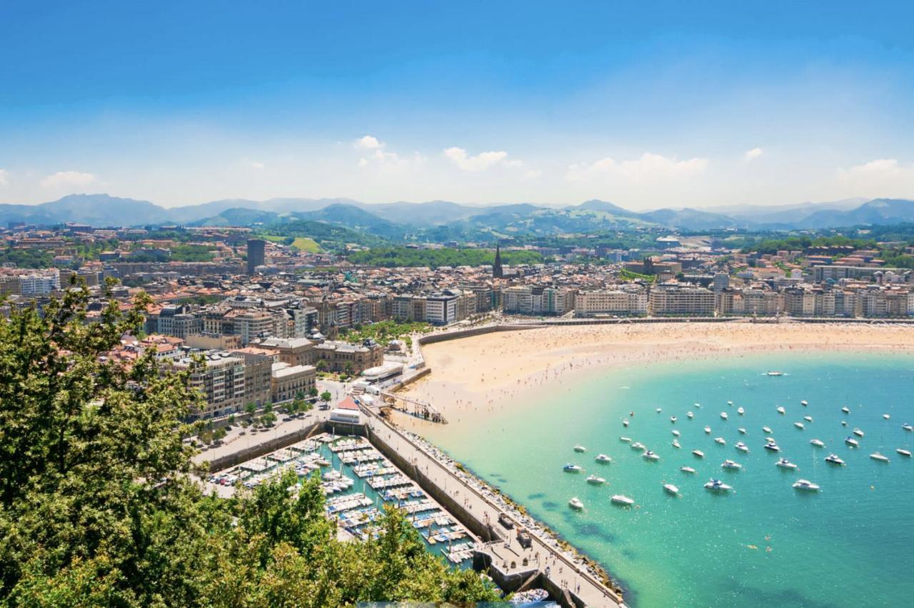 Miramar Luxurious Flat, 3 Double Rooms, Free Parking, Terrace, Completely New San Sebastián Zewnętrze zdjęcie
